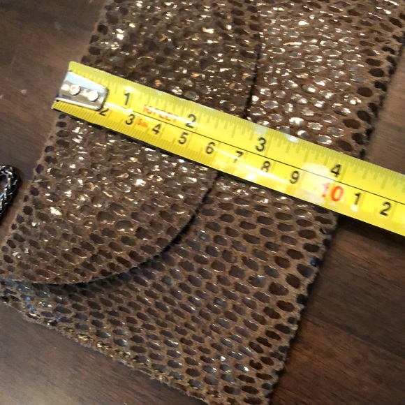 Sorial NY Small Embossed snakeskin print padded shoulder chain crossbody bag - Picture 9 of 12